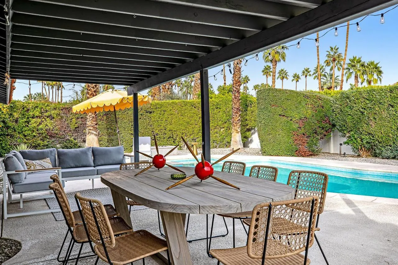 Highball House Permit# 3399 Palm Springs Holiday home